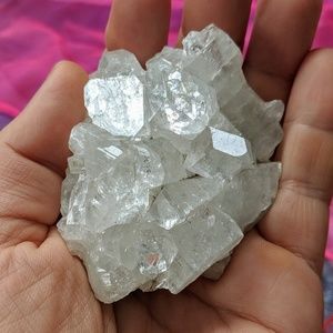 Apophyllite Aura field